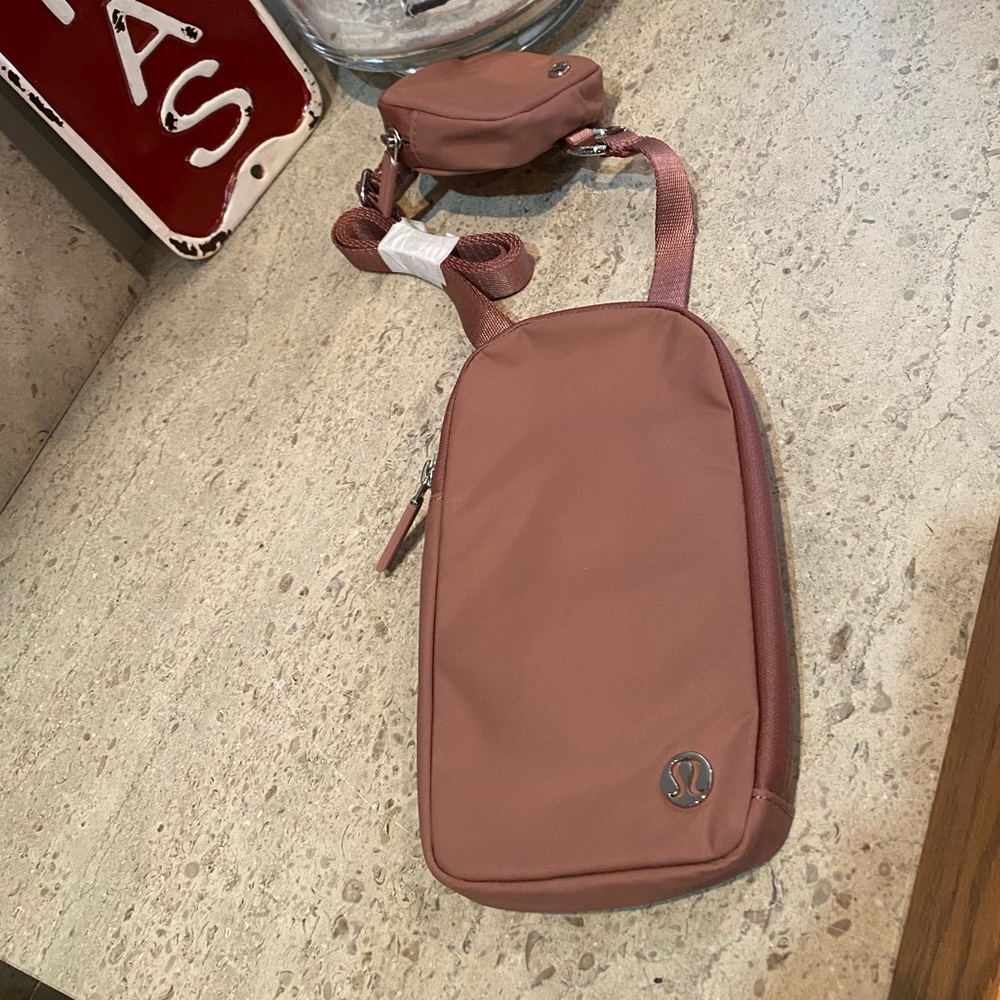 LAST ONE:  Lululemon Modular Phone Crossbody - Picture 4 of 15
